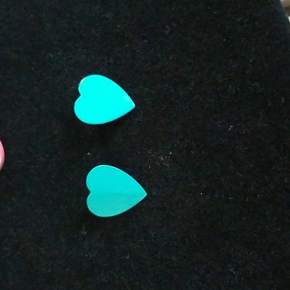 Earrings - Picture 4 of 4